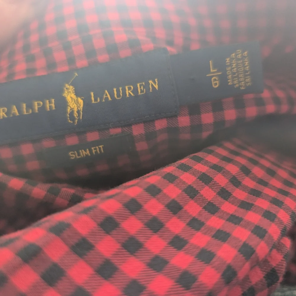 Ralph Lauren Slim Fit Men’s Red & Black Plaid All Cotton‎ Button Down Shirt LG